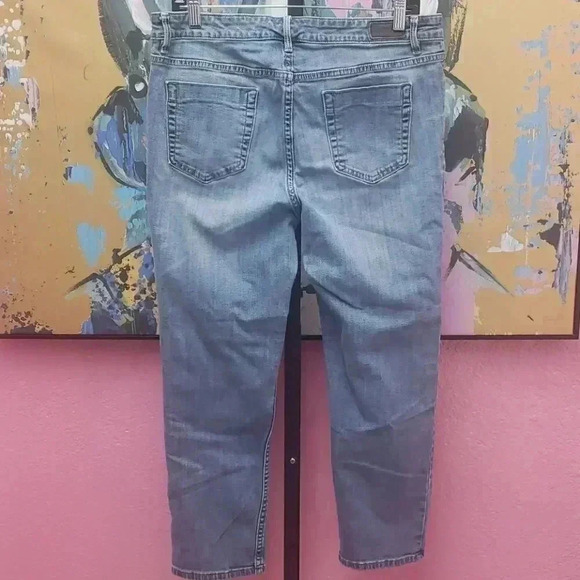 Liz Claiborne Crop Jeans - Picture 4 of 6